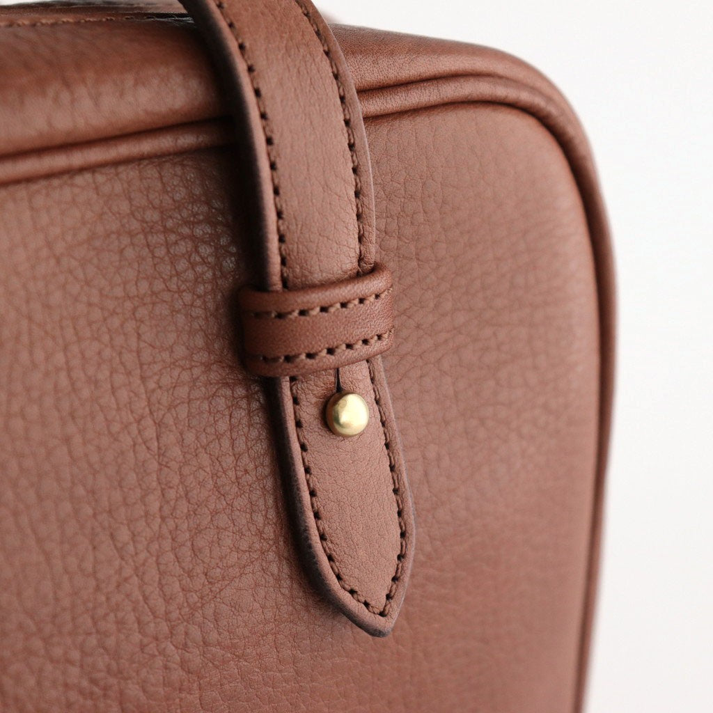 square hand bag #antique brown
