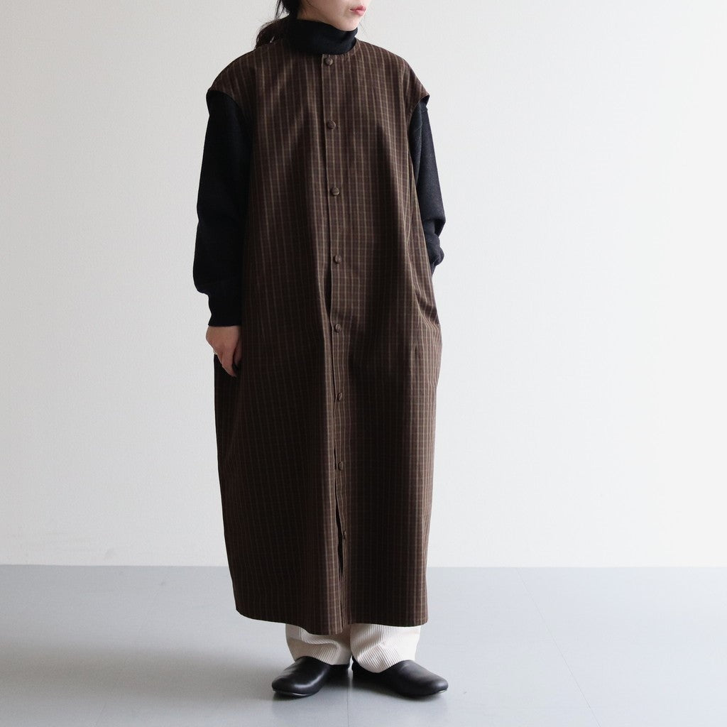 モデル : 身長151cm 着用サイズ : F
