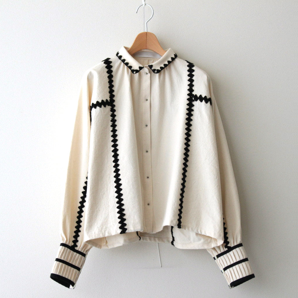 Shepherd blouse #Off white [232601] – DOKODO