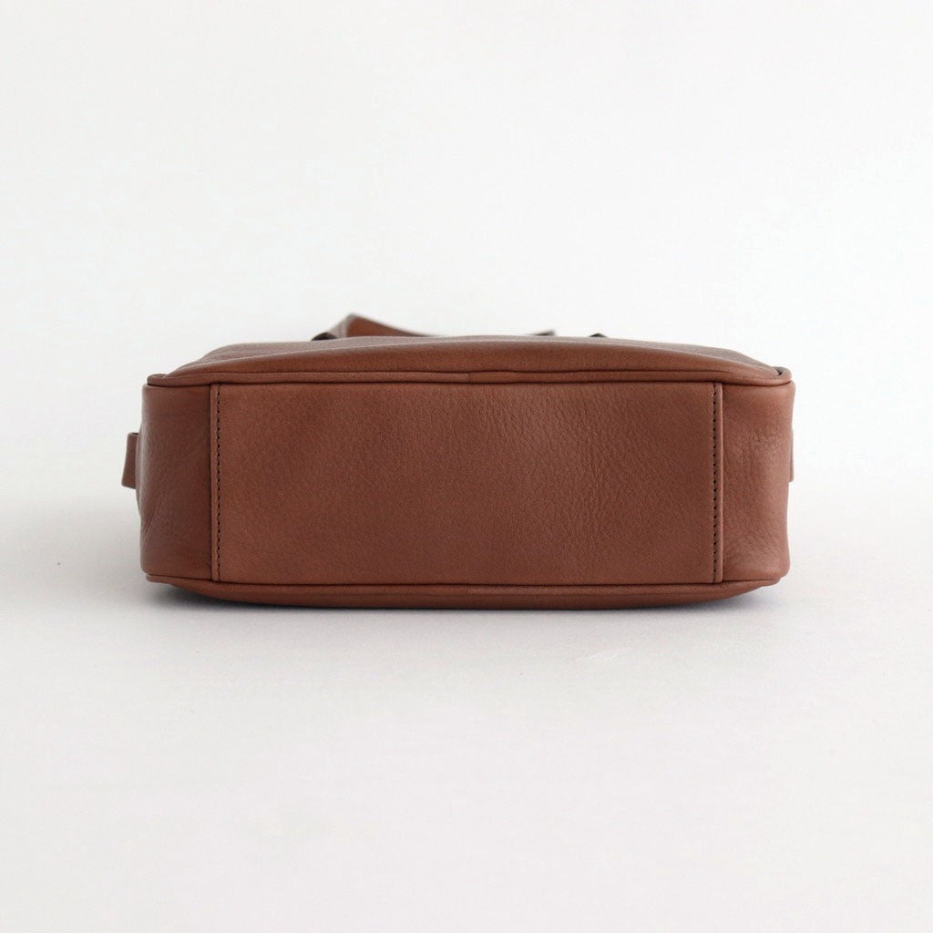 square hand bag #antique brown