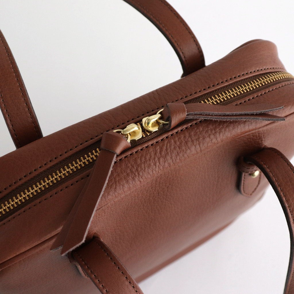 square hand bag #antique brown