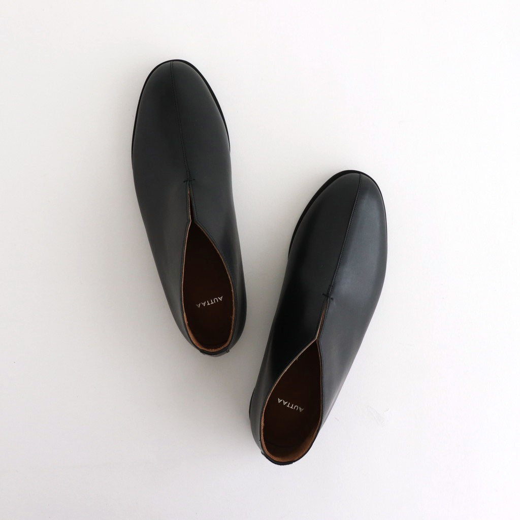 Gypsy - Smooth kip leather #BLACK [AU_01_81]