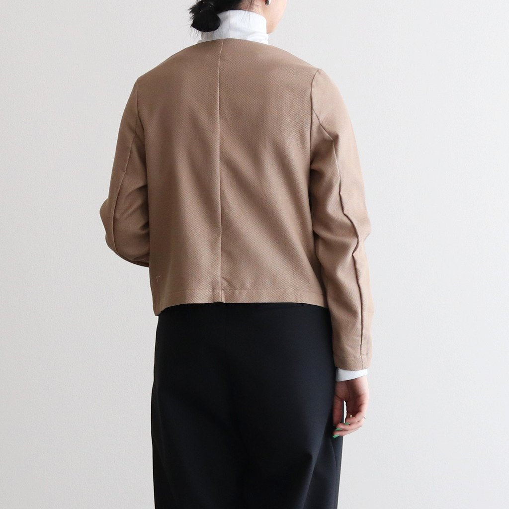 女性モデル(テラオ):166cm　着用サイズ:F