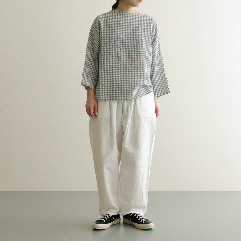 女性モデル(イノウエ):151cm　着用サイズ:F