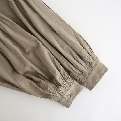 HANDWOVEN HEAVY COTTON PLAIN BACK OPENING STAND COLLAR SHIRT WITH MINI PINTUCK #8300 BEIGE/BLACK SELVAGE [INMDS25722]