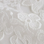 CROWN MOTIF LACE TRIANGLE STOLE #White [no.7531]