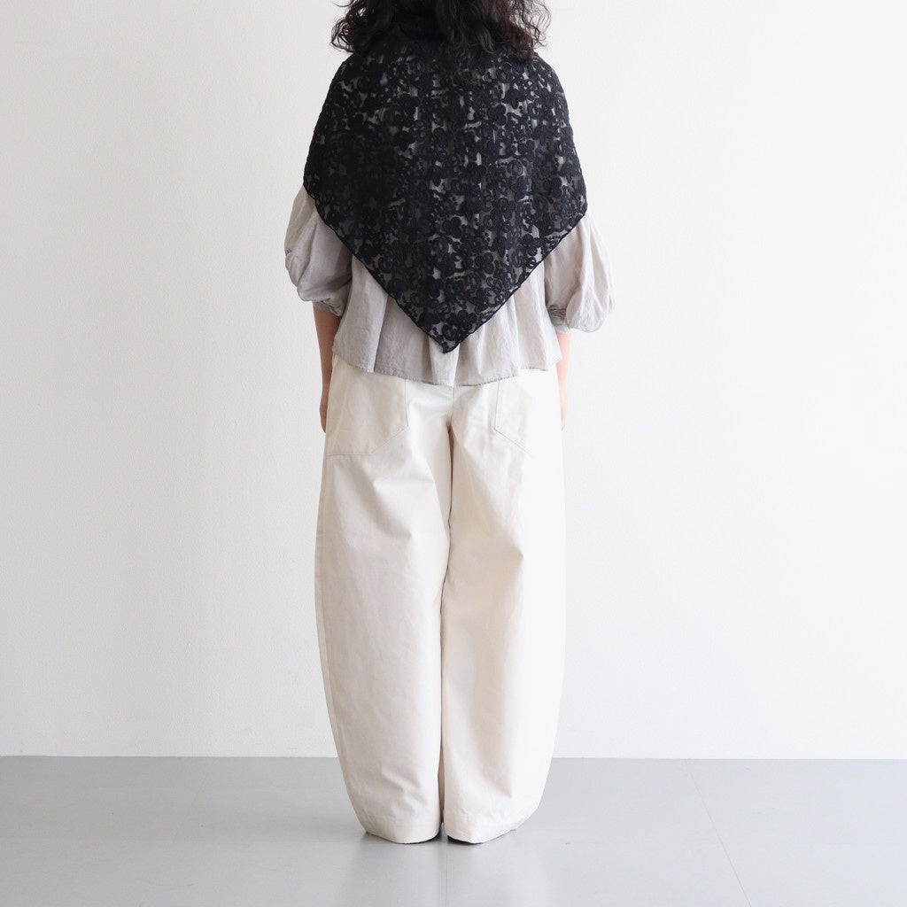 CROWN MOTIF LACE TRIANGLE STOLE #Black [no.7531]