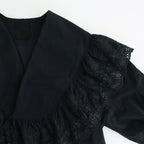 日日夜夜：Wide lace collar smock blouse #black [13251-05107]