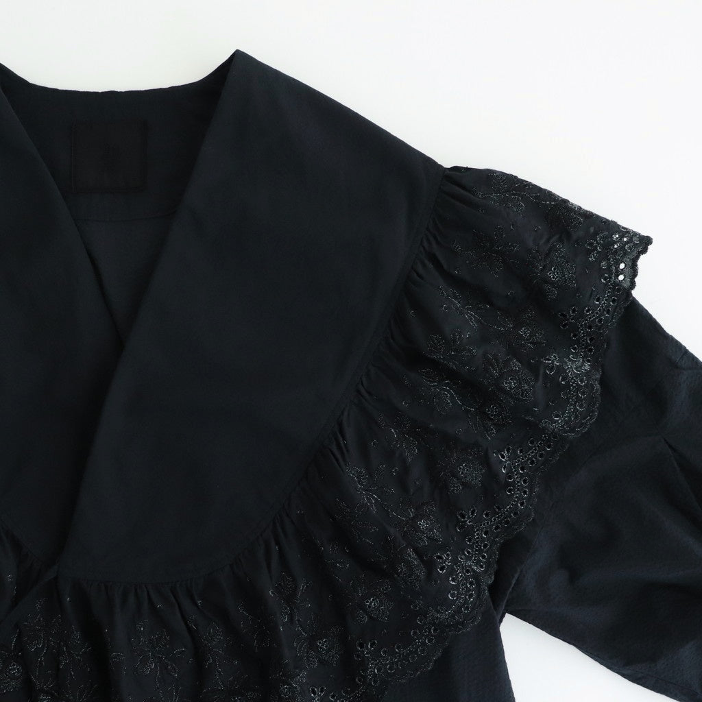 日日夜夜：Wide lace collar smock blouse #black [13251-05107]