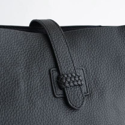 GRAINED LEATHER ONE HANDLE BAG #9900 BLACK [SVMDS2551F]