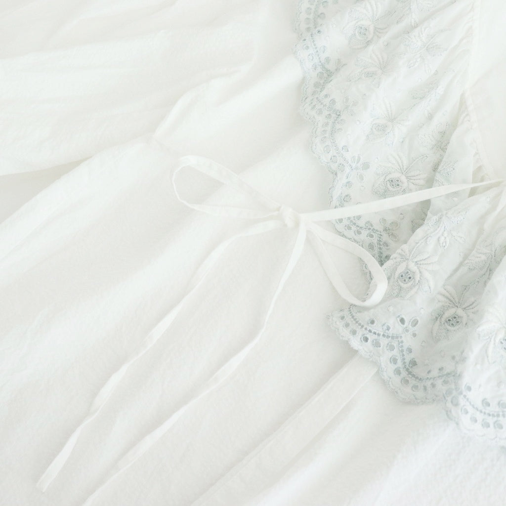 日日夜夜：Wide lace collar smock blouse #off white [13251-05107]