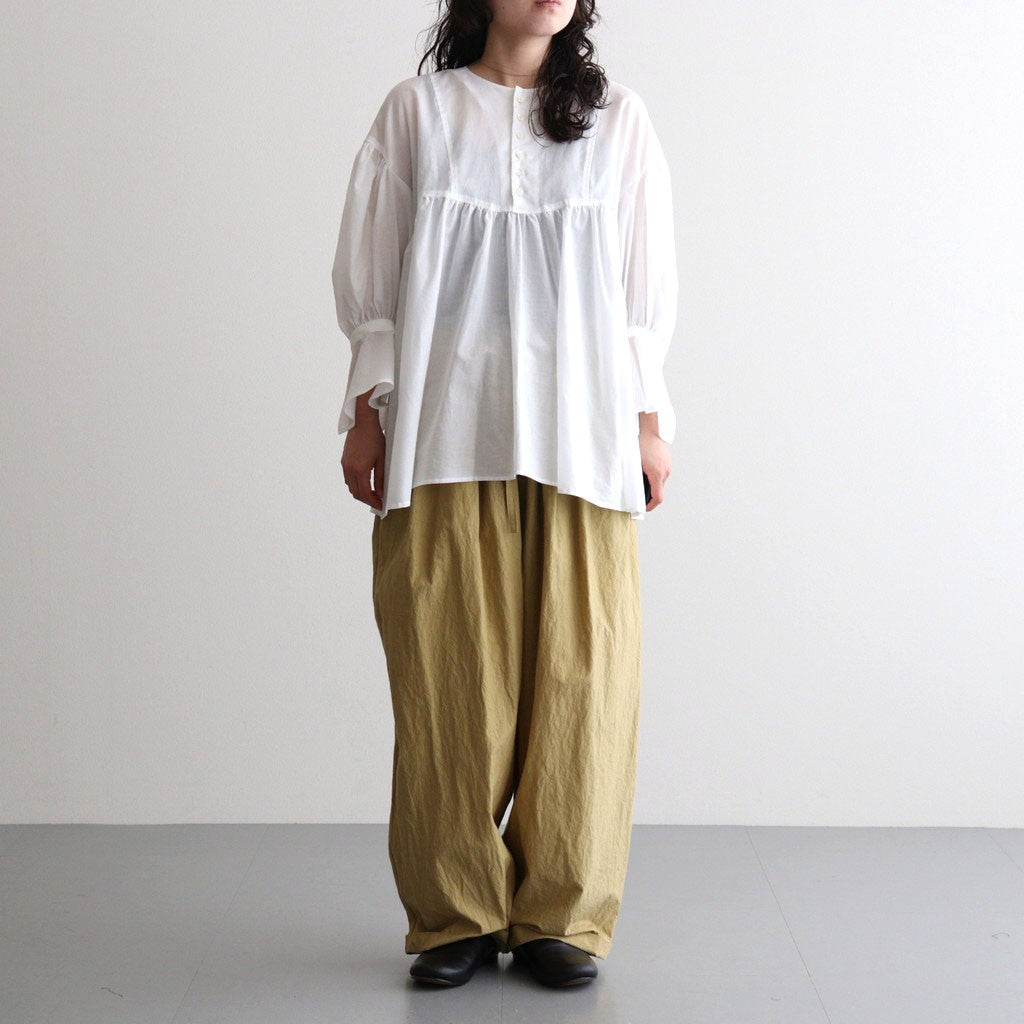 静寂の⽋⽚ Gathered half-placket blouse #white [TLF-226-SH010-la]
