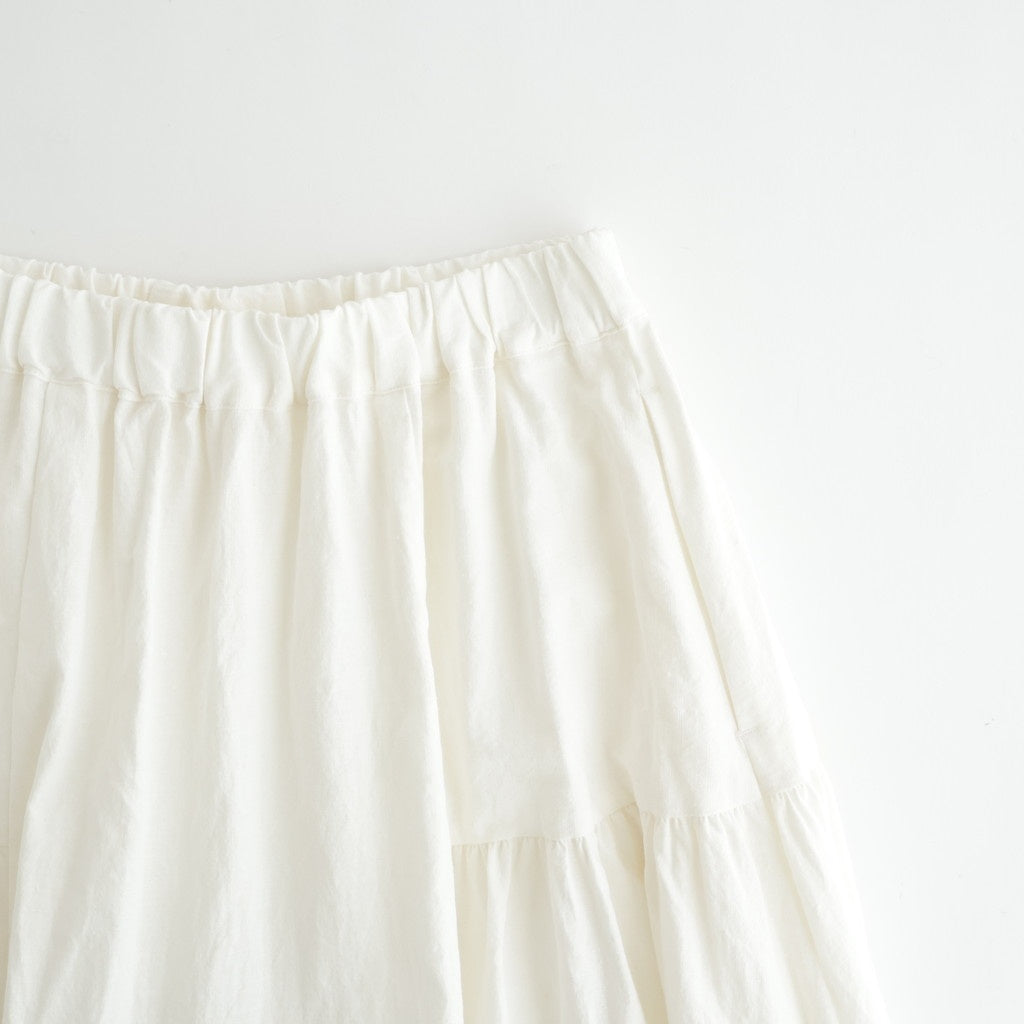 此処にある：ティアードスカート #off white [13261-03212]