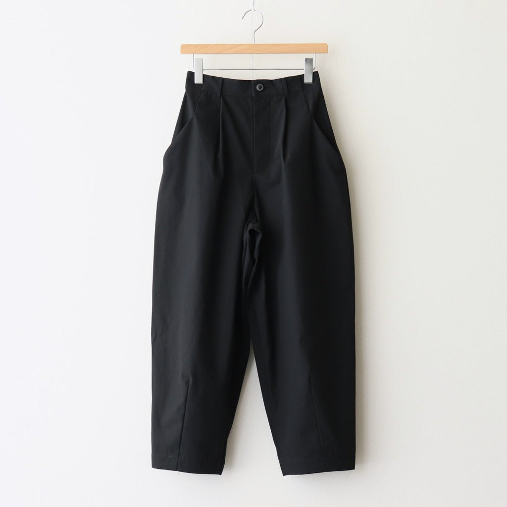 飾る春 Wide tapered trousers #Black [TLF-225-pa002-Reht]
