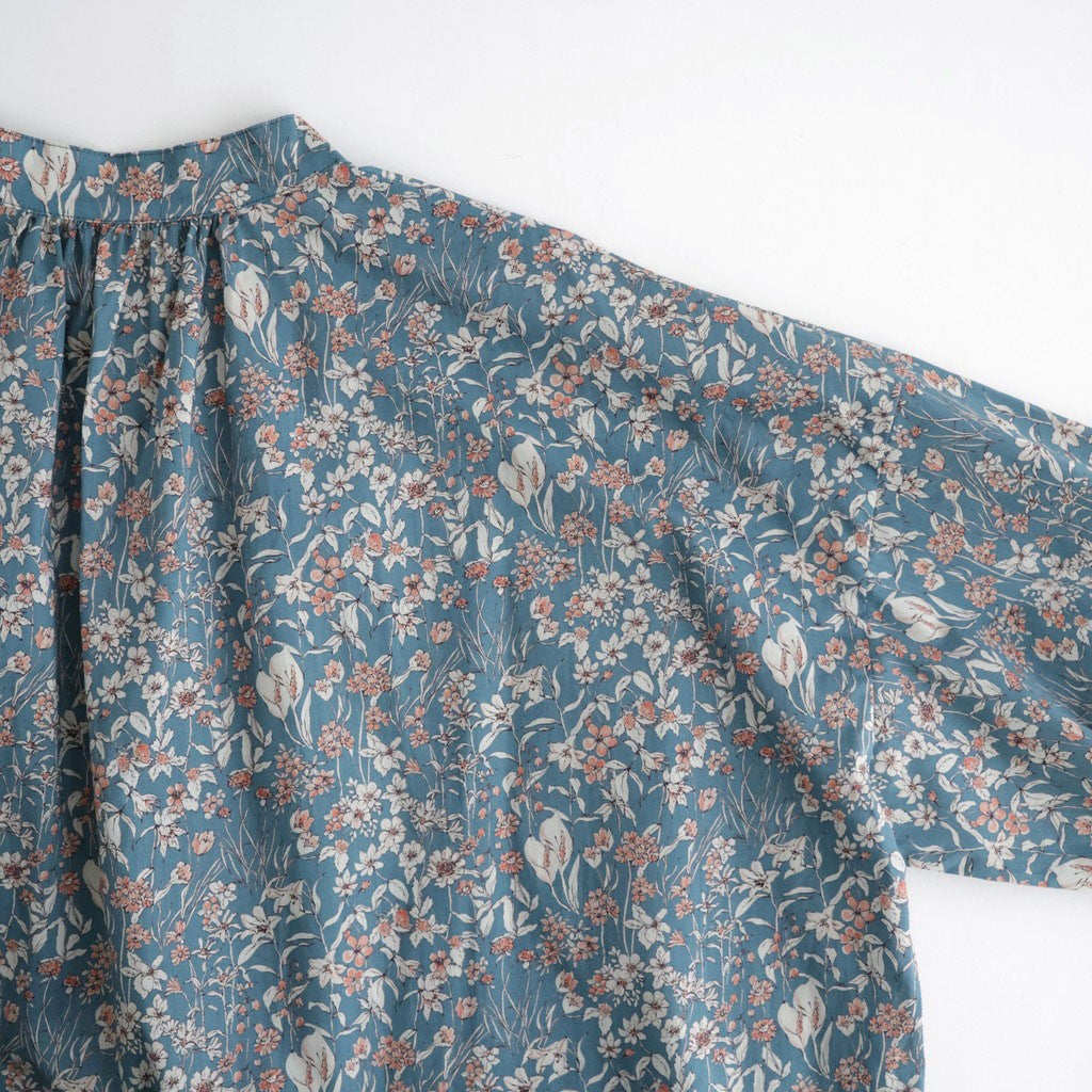 LIBERTYFABRICS Flared blouse #Wandervogel [26F-SH013-LP]