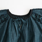 一瞬の花：Gathered blouse #abyssal blue [11261-10307]