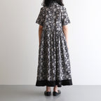 80s VOILE TWO TONE FLOWER PRINT REGULAR COLLAR S/SL DRESS #9982 BLACK x Lt BEIGE PRINT [NSL25084]