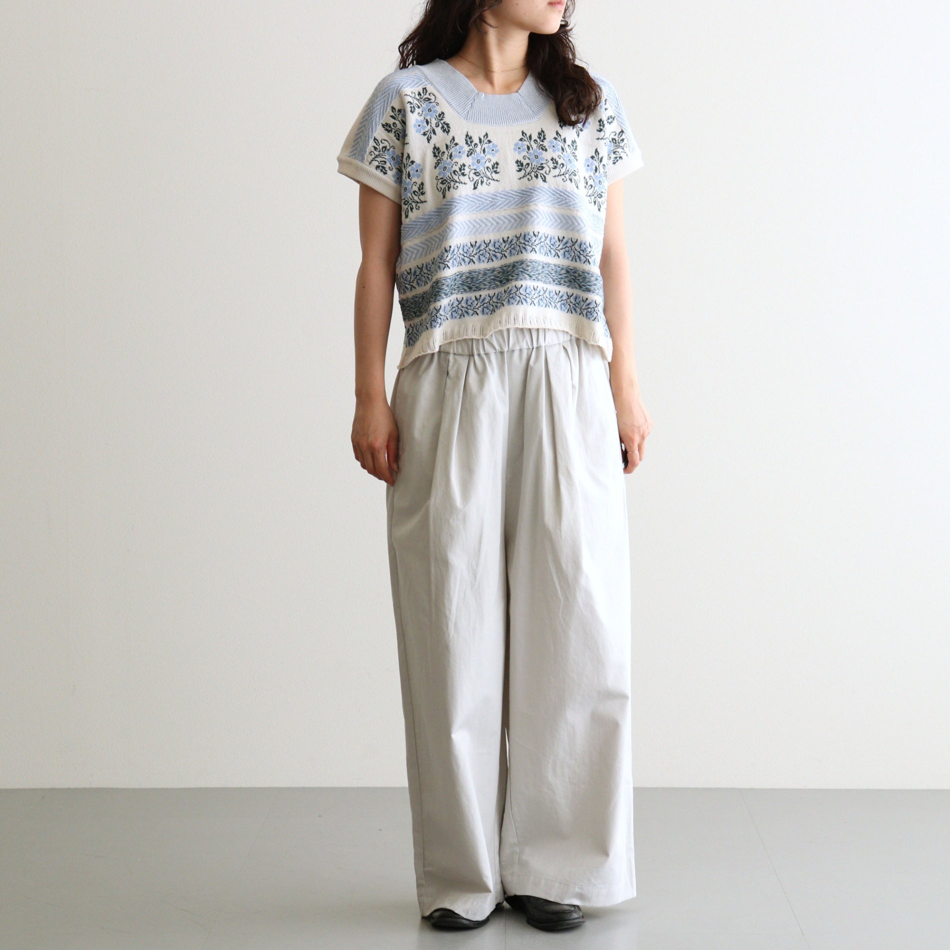 Flower Jacquard Knit Blouse #Off white [261807]