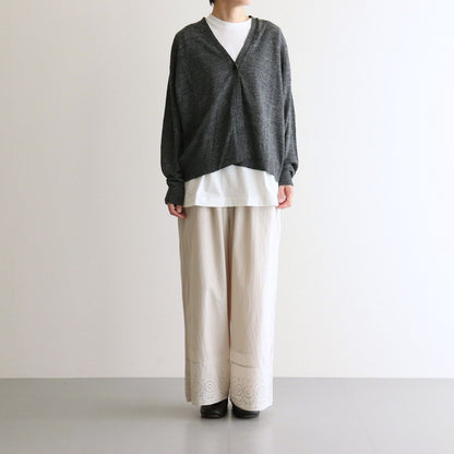 12GG 1PLY LINEN PLAIN V-NECK 1 BUTTON CARDIGAN #9800 CHARCOAL [GNSL23302]