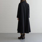 モデル : 身長159cm　着用サイズ : F