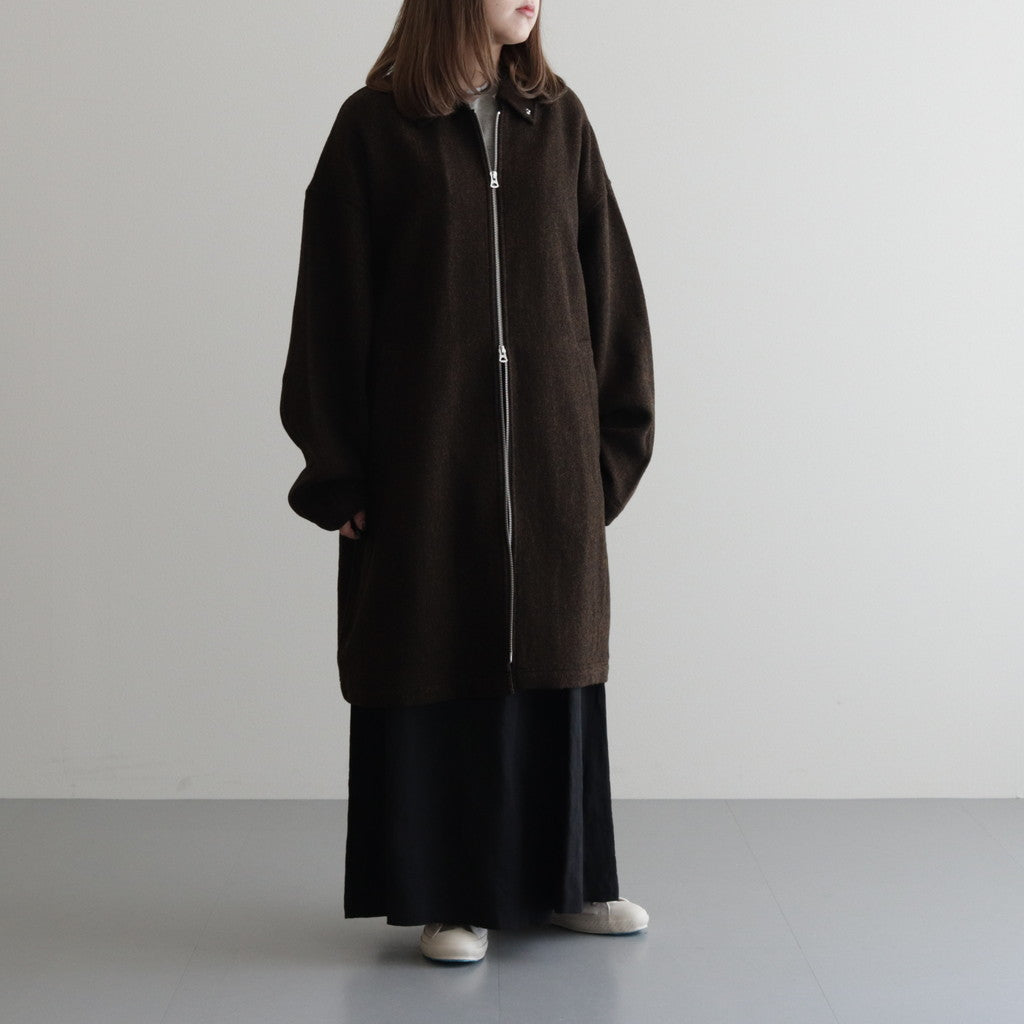 モデル : 身長159cm　着用サイズ : 3
