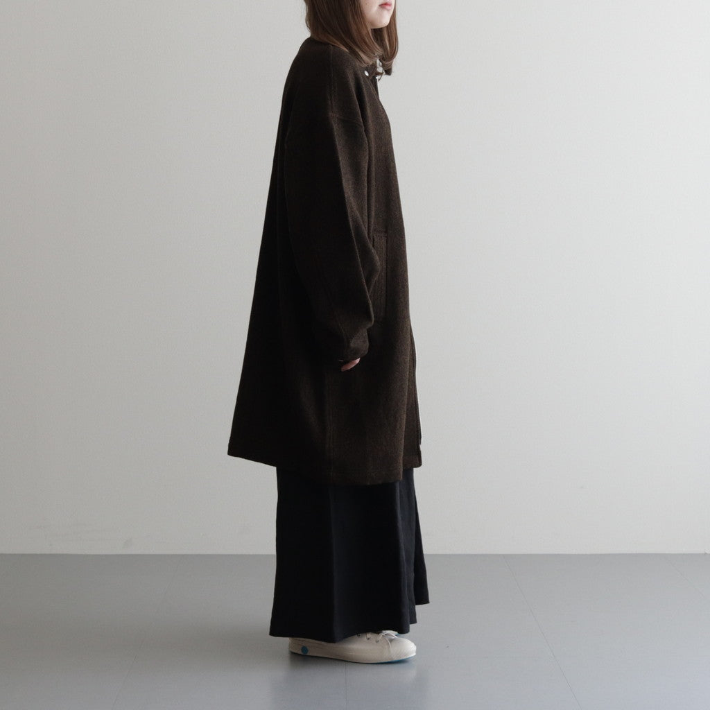 モデル : 身長159cm　着用サイズ : 3