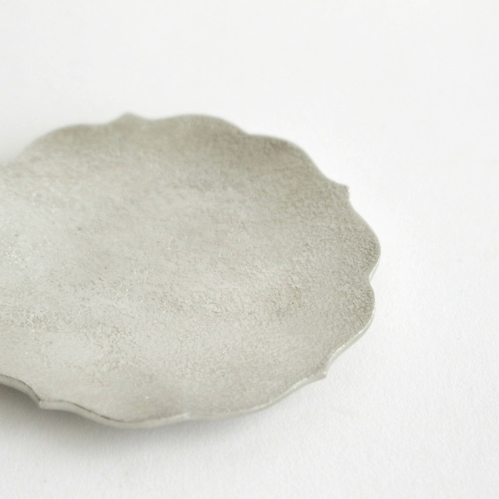 Small plate, ryohana #tin [60015]