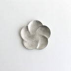 Small plate with twisted plum blossoms #tin [60017]