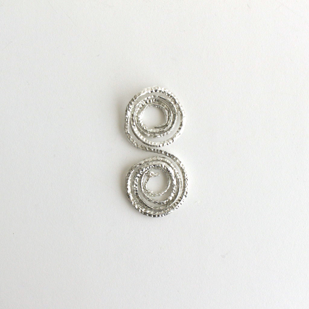 花瓶・フラワースタンド suu フラワースタンド #錫 [20013] – DOKODO