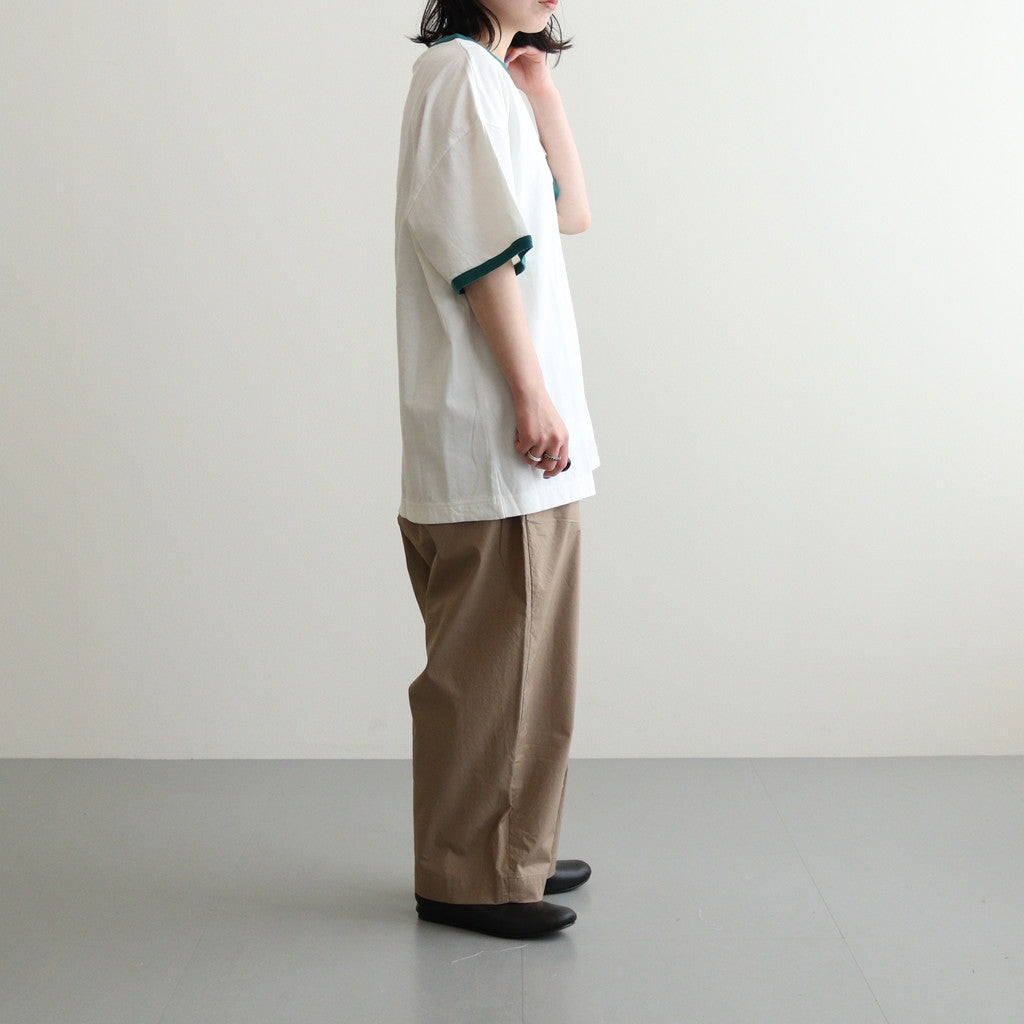 女性モデル(イノウエ):151cm　着用サイズ:3
