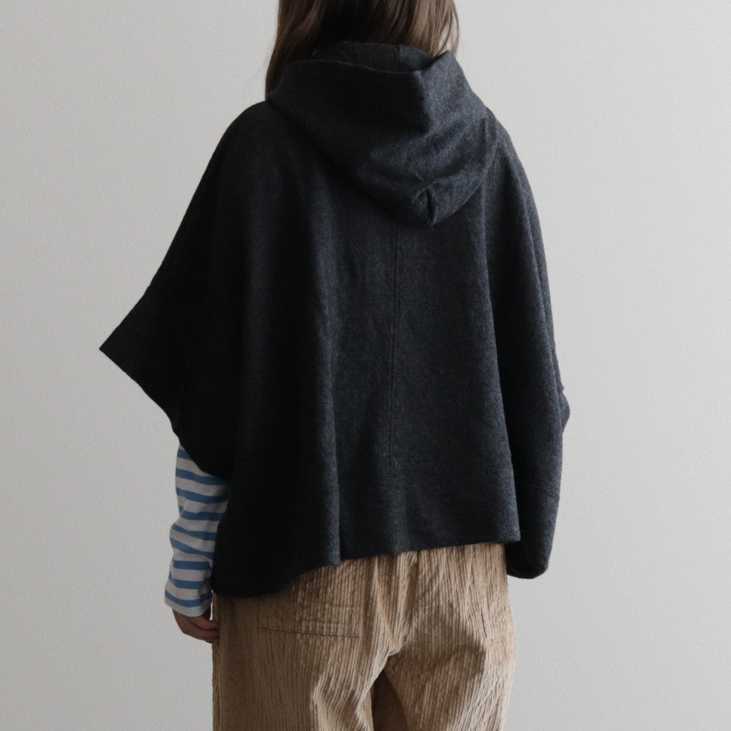 女性モデル(キムラ):159cm　着用サイズ:F