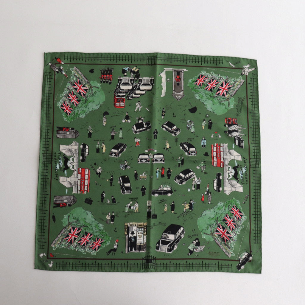 WHERE IS MY DOG? ​​PANEL SILK SCALF #GREEN [no.6488]