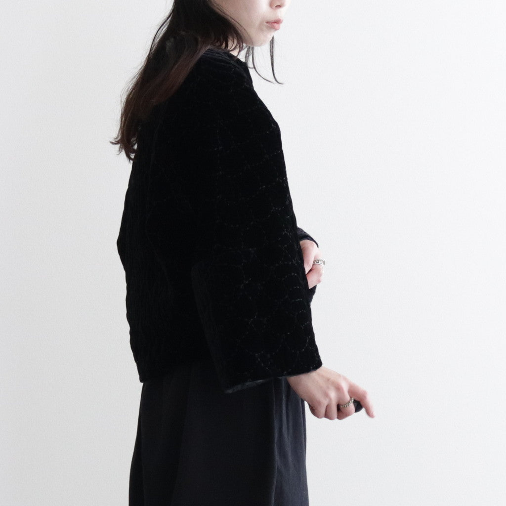 女性モデル(イノウエ):151cm　着用サイズ:F