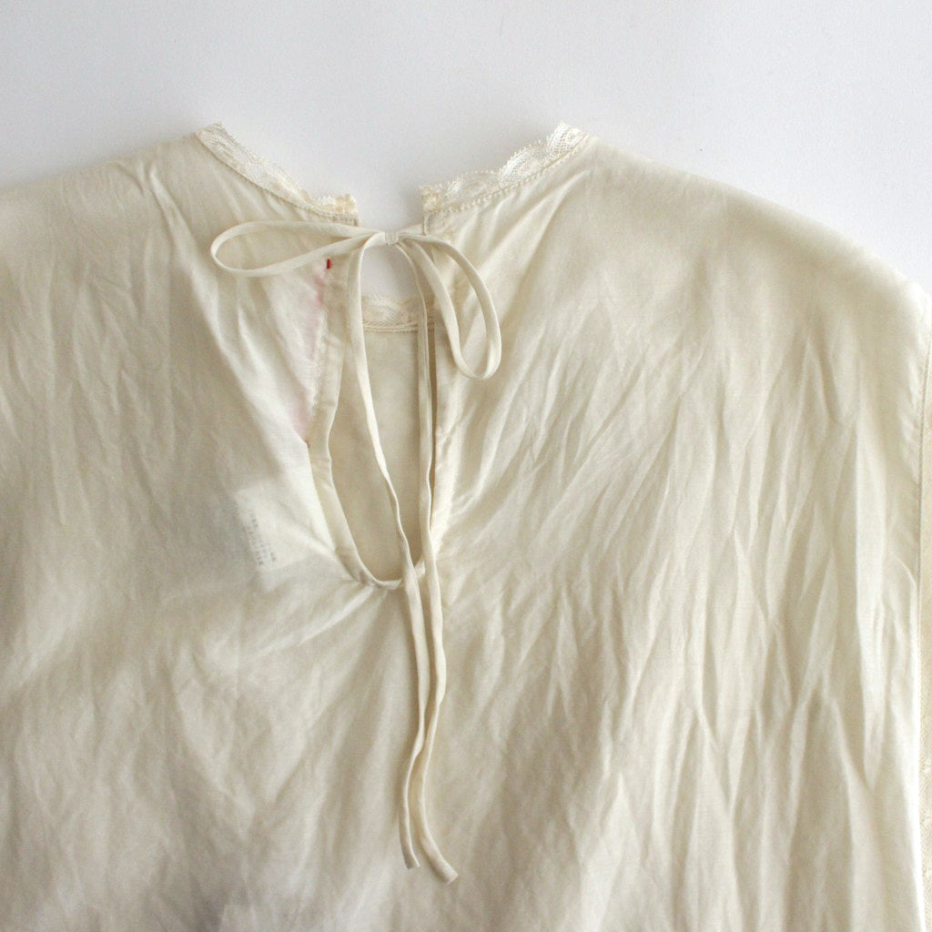 towavase leavers tablier　ブラウス　ベスト　アイボリー TOWAVASE Leavers tablier (ivory) | nii-B | WEBSHOP