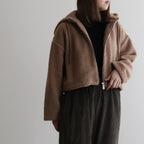モデル : 身長159cm　着用サイズ : F