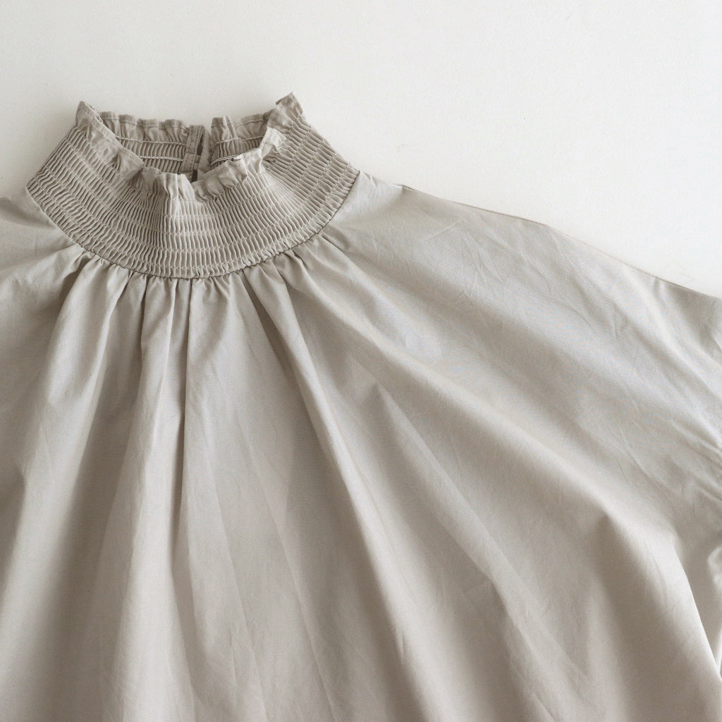 Natural Typewriter Mock Neck Shirring Blouse #Greige [UT244BL023]