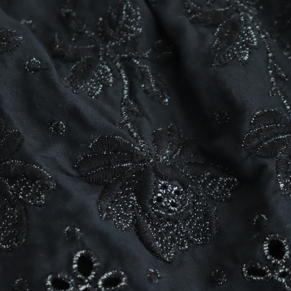 日日夜夜：Wide lace collar smock blouse #black [13251-05107]