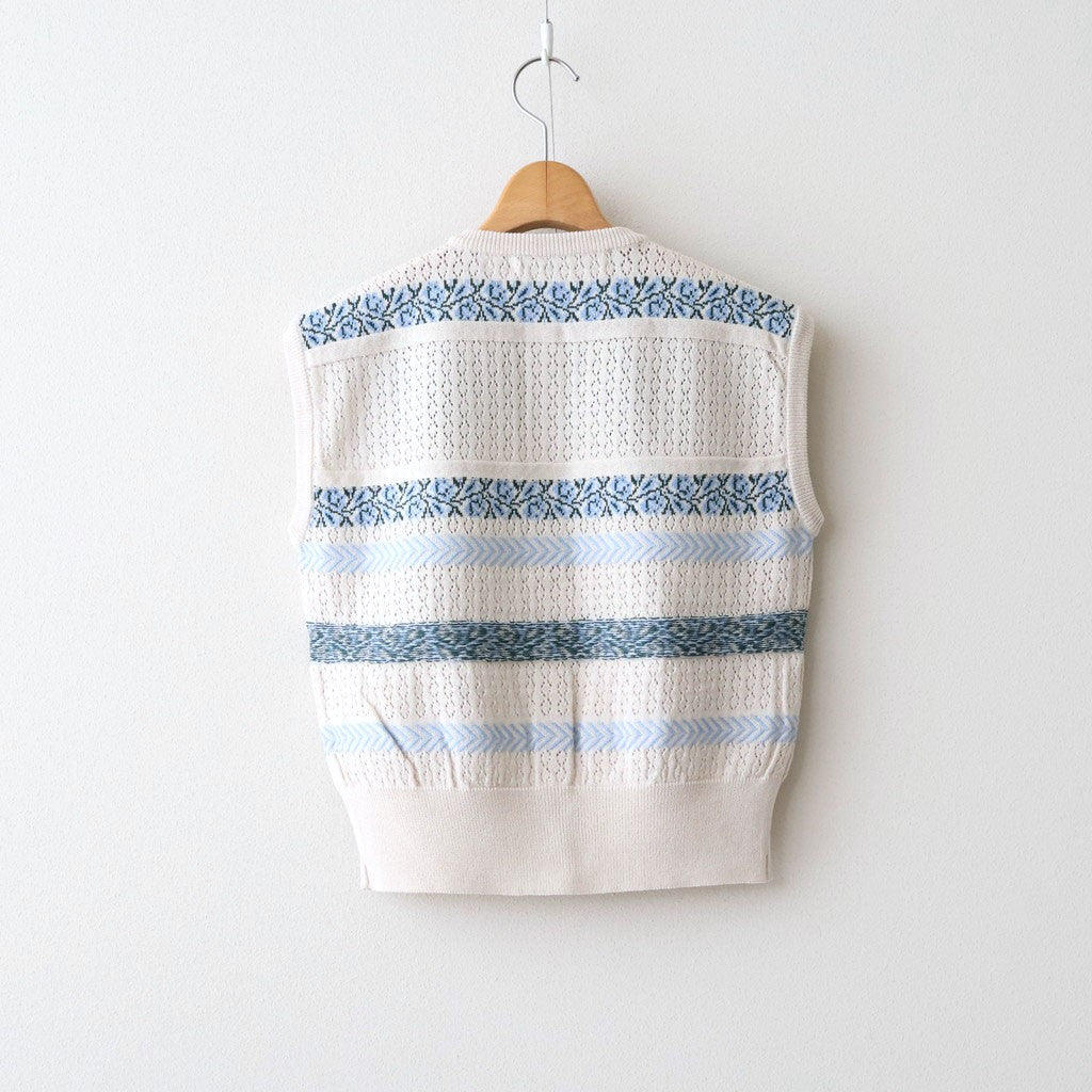 Flower Jacquard Knit Vest #Off white [261806] - DOKODO 三重県
