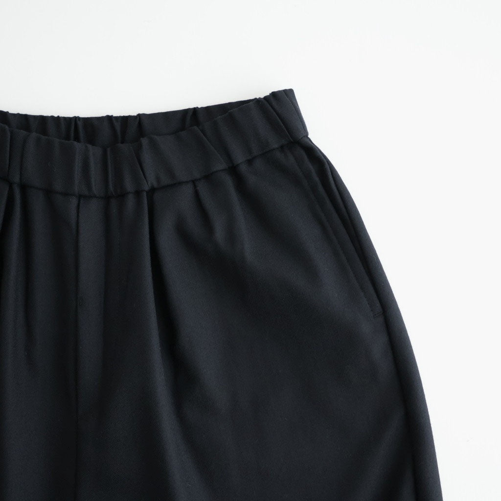 WOOL SERGE 2TUCK TAPERED EASY PANTS #9900 BLACK [GNMDS2501WS]