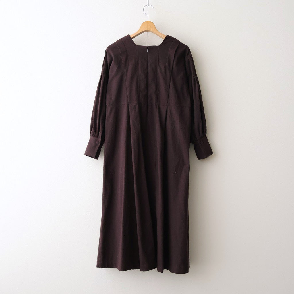 冬の肖像 Square Neck tucked dress #bordeaux [TLF-126-op006-cst]