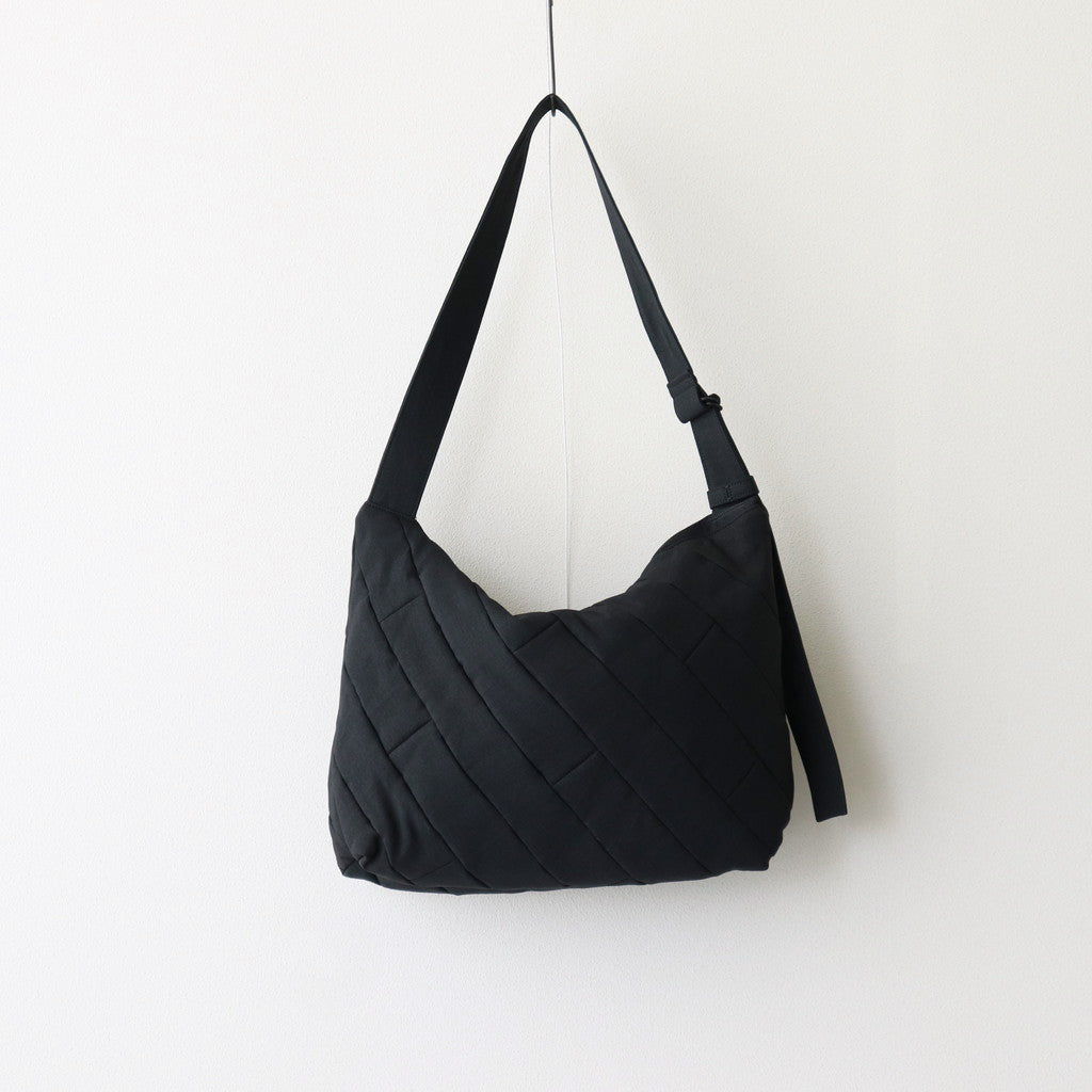 SHOULDER BAG M 袈裟 #BLACK [AL4232BG-34]
