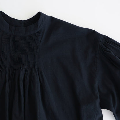 HANDWOVEN HEAVY COTTON PLAIN BACK OPENING STAND COLLAR SHIRT WITH MINI PINTUCK #9900 BLACK/BEIGE SELVAGE [INMDS25722]