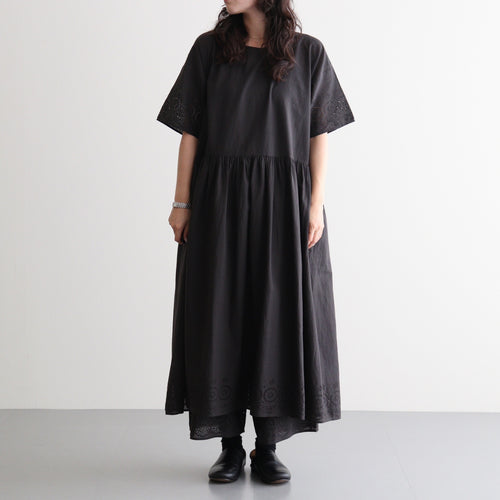 80s VOILE PLAIN WITH CUT WORK LACE CREW NECK PULLOVER DRESS #9900 BLACK [INSL26343]