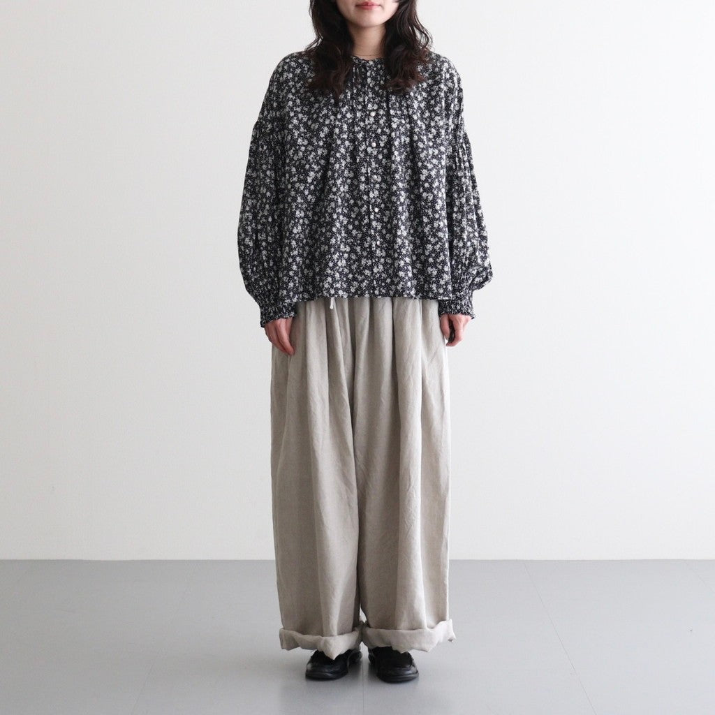 フラワープリント/ナチュラルタイプライター バンドカラーシャーリングBL #003 フラワードットクロ [PA260BL029]