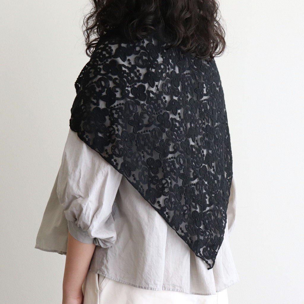 CROWN MOTIF LACE TRIANGLE STOLE #Black [no.7531]