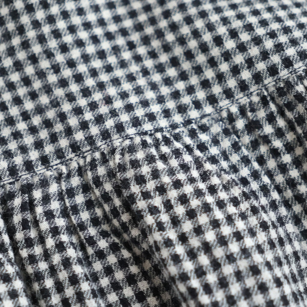 BOILE WOOL SMALL GINGHAM CHECK GATHERED CREW NECK PULLOVER #9981 BLK (BLACK/ECRU SAND CHECK) [NMDS26582]