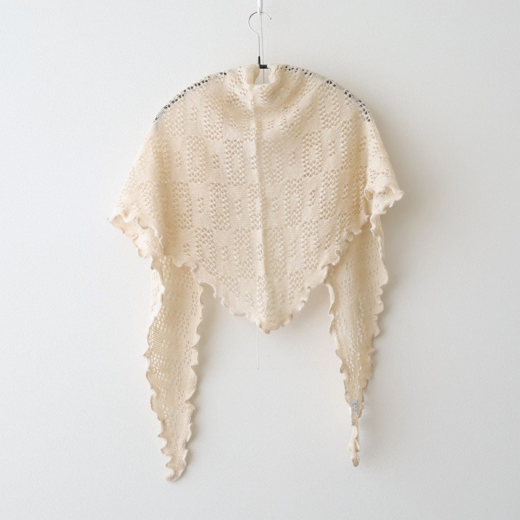 TRIANGLE SCARF #8150 ECRU [BNSL2551]