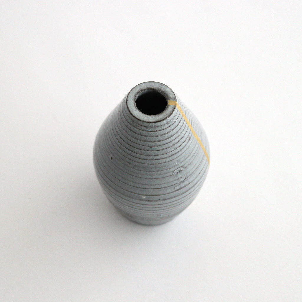 Nut-shaped vase #Assort [2409-114]