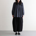 霞の空：Frilled collar blouse #dark flower [13251-10107]