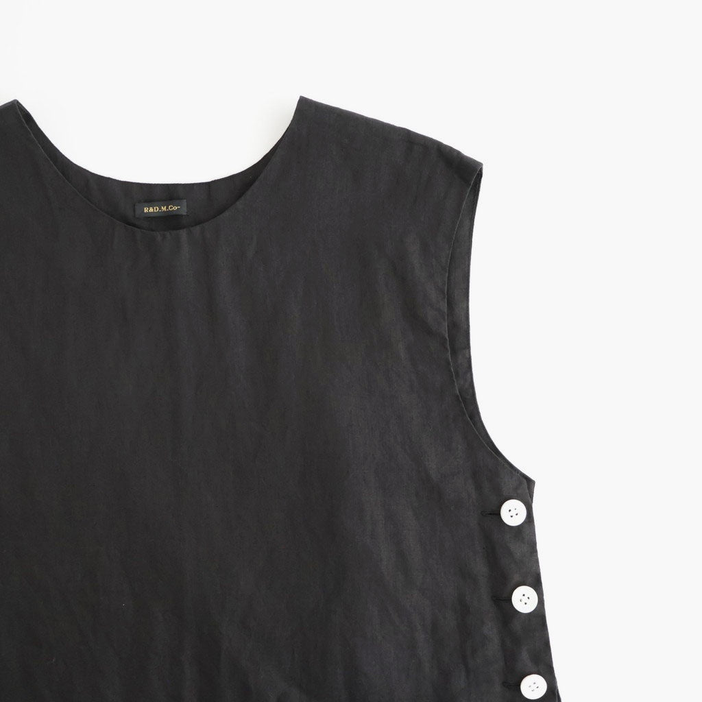 L.G.D. FRILL DECORATION BUTTON BIB #Black [no.8223]